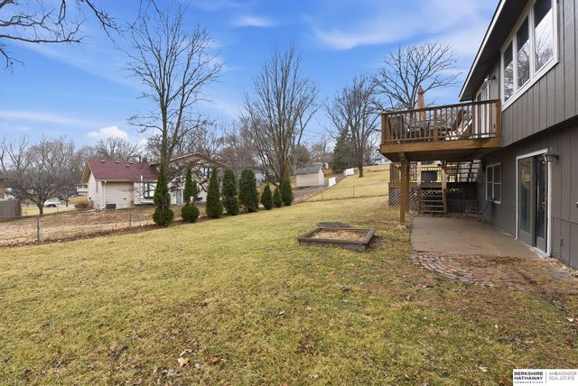 206 Bellevue Boulevard S, Bellevue, NE 68005