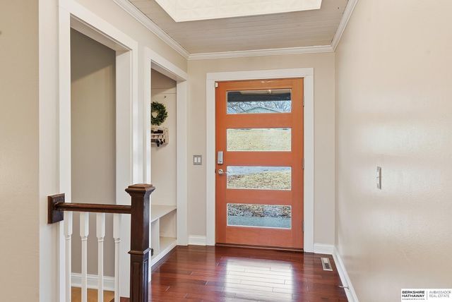 206 Bellevue Boulevard S, Bellevue, NE 68005