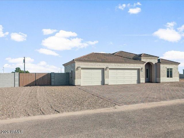 8611 W MISSION HILLS Drive, Arizona City, AZ 85123