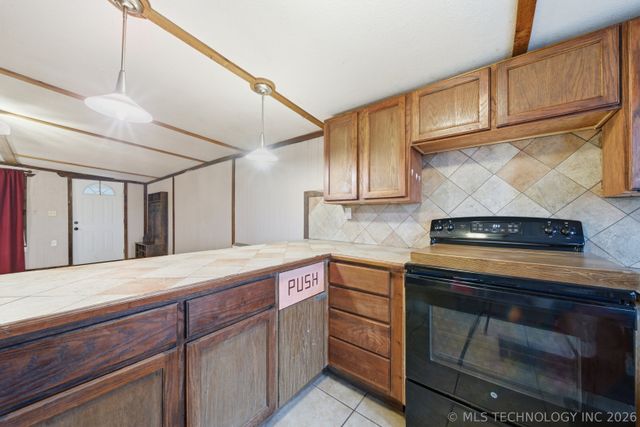 16149 S Mason Road, Kiefer, OK 74041