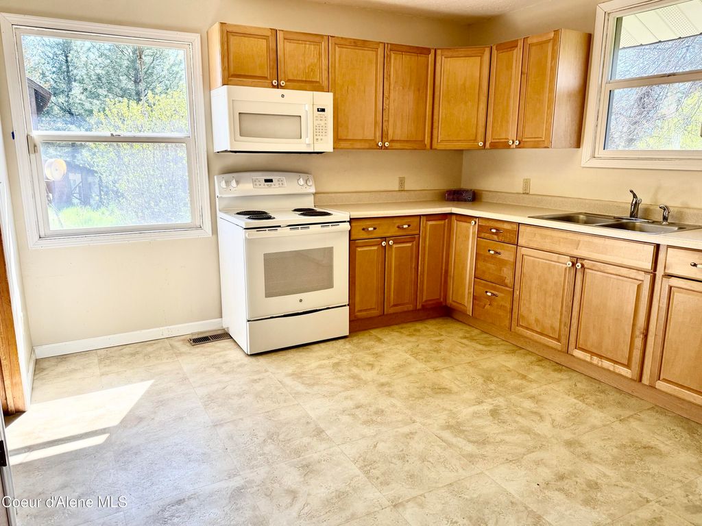 3216 Dufort Rd, Sagle, ID 83860 photo 36