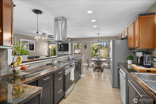 19019 20th Place W, Lynnwood, WA 98036