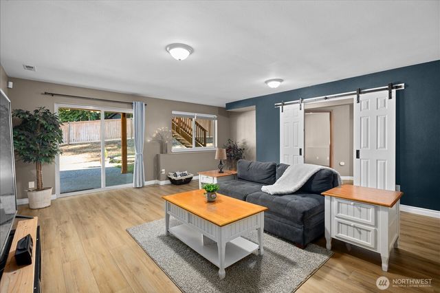 19019 20th Place W, Lynnwood, WA 98036