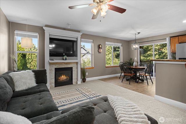 19019 20th Place W, Lynnwood, WA 98036