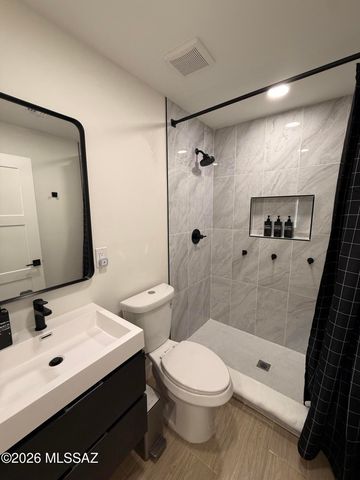 1323 W Speedway Boulevard, Tucson, AZ 85745