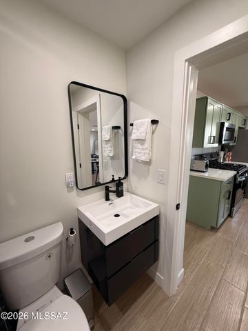 1323 W Speedway Boulevard, Tucson, AZ 85745