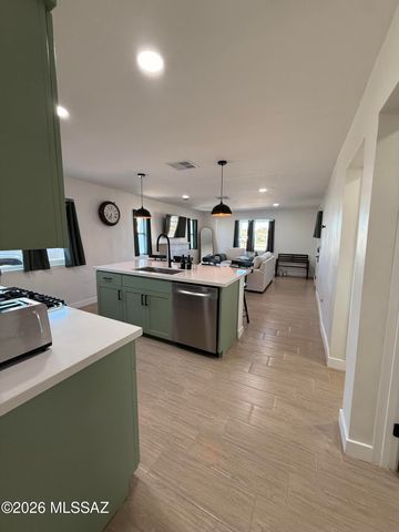 1323 W Speedway Boulevard, Tucson, AZ 85745