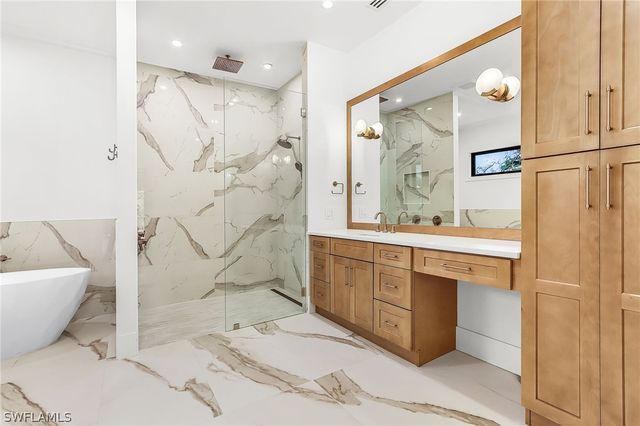 2393 Longboat DR, Naples, FL 34104