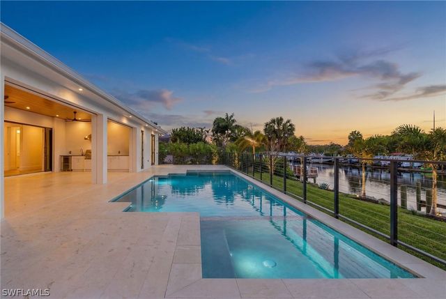 2393 Longboat DR, Naples, FL 34104