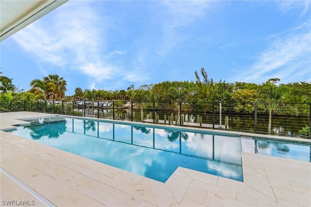 2393 Longboat DR, Naples, FL 34104