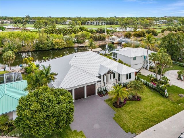 2393 Longboat DR, Naples, FL 34104