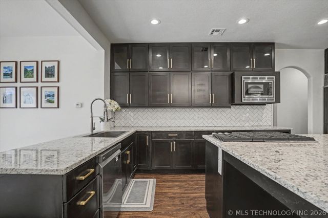 2934 E 101st Place, Tulsa, OK 74137