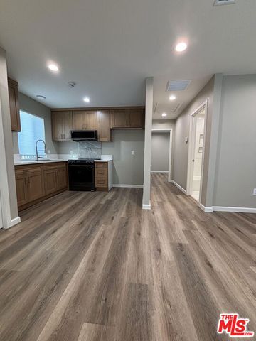 231 S Waldo Avenue B, Fullerton, CA 92833
