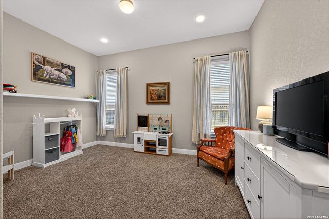 1092 Carriage Loop, New Braunfels, TX 78132