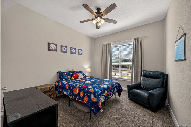 1092 Carriage Loop, New Braunfels, TX 78132