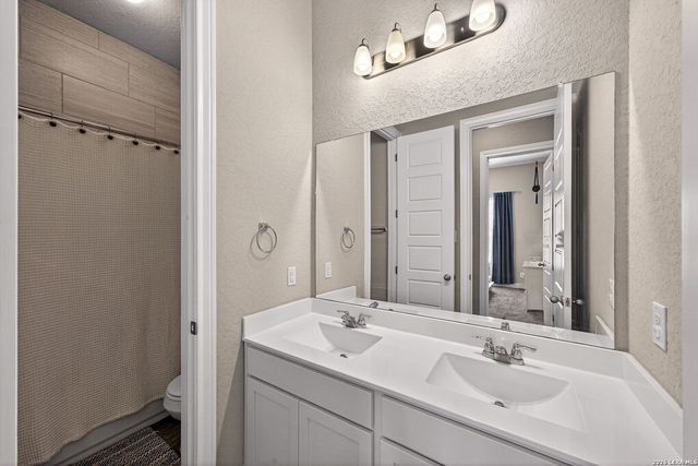 1092 Carriage Loop, New Braunfels, TX 78132