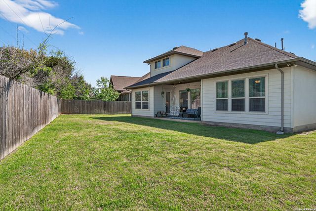 1092 Carriage Loop, New Braunfels, TX 78132