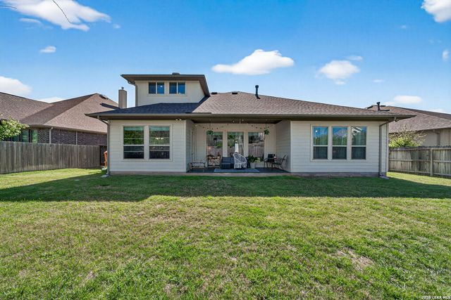 1092 Carriage Loop, New Braunfels, TX 78132