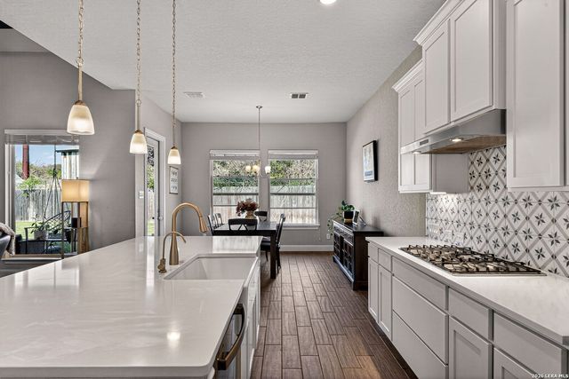 1092 Carriage Loop, New Braunfels, TX 78132