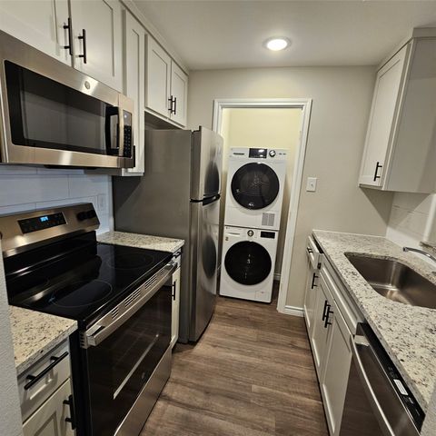 5325 Bent Tree Forest Drive 1108, Dallas, TX 75248