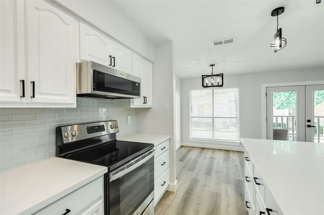 3220 69th Street F5, Galveston, TX 77551