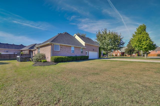 600 Wilkes Pt, Lebanon, TN 37087