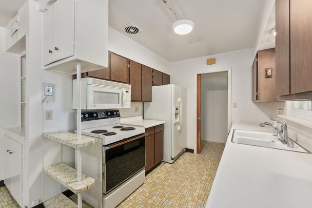 7621 Palisade Way, Fair Oaks, CA 95628