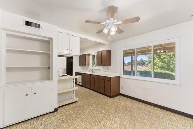 7621 Palisade Way, Fair Oaks, CA 95628