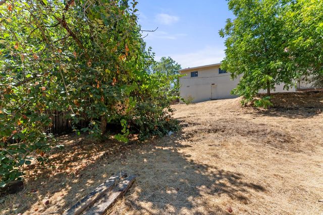 7621 Palisade Way, Fair Oaks, CA 95628