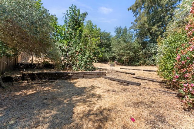 7621 Palisade Way, Fair Oaks, CA 95628