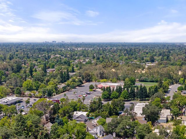 7621 Palisade Way, Fair Oaks, CA 95628