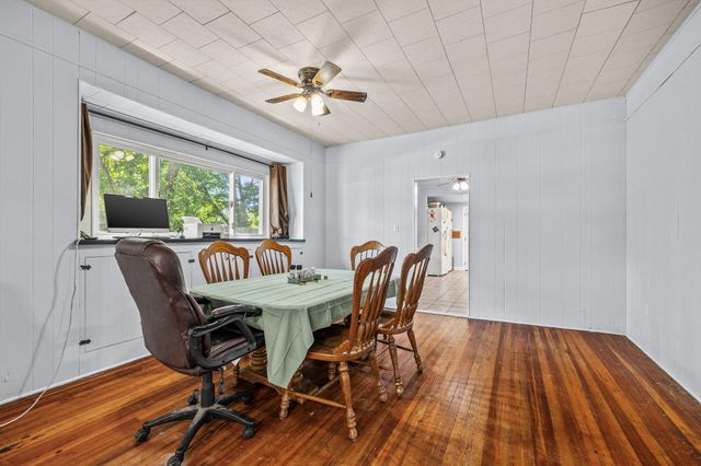 225 N Locust Street, Marshfield, MO 65706