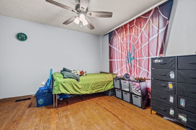 225 N Locust Street, Marshfield, MO 65706