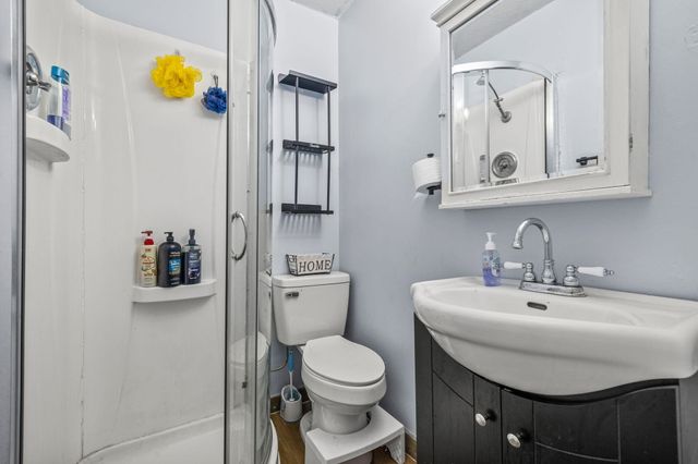 225 N Locust Street, Marshfield, MO 65706