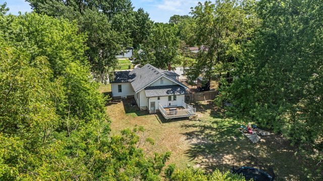 225 N Locust Street, Marshfield, MO 65706