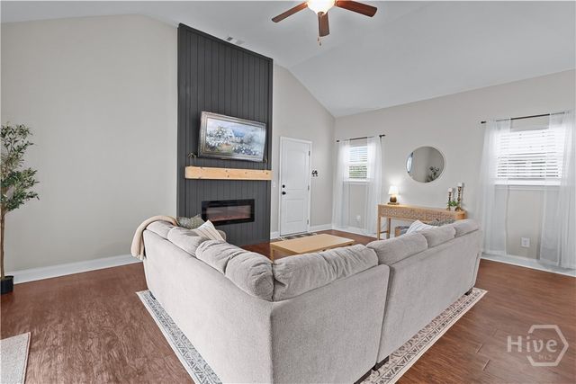 203 Dogwood Circle, Port Wentworth, GA 31407