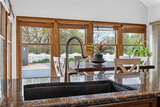 905 Florence Avenue, Raymore, MO 64083