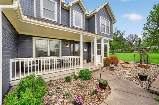 905 Florence Avenue, Raymore, MO 64083