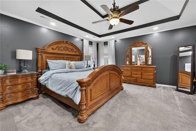 905 Florence Avenue, Raymore, MO 64083