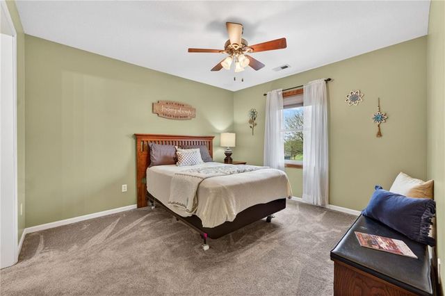 905 Florence Avenue, Raymore, MO 64083
