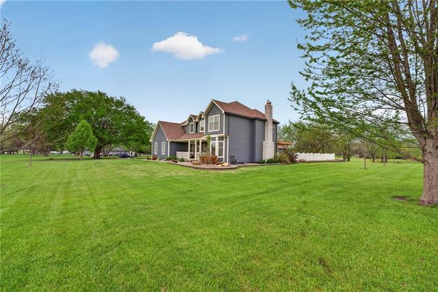 905 Florence Avenue, Raymore, MO 64083