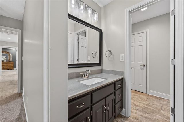 905 Florence Avenue, Raymore, MO 64083