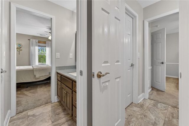 905 Florence Avenue, Raymore, MO 64083