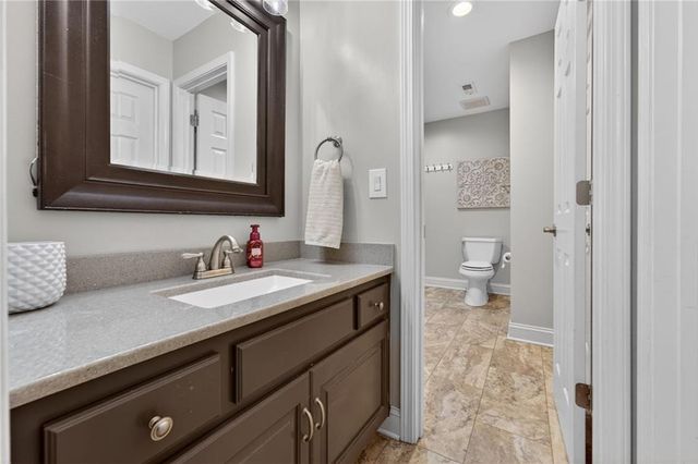905 Florence Avenue, Raymore, MO 64083