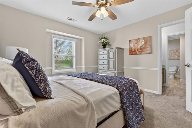 905 Florence Avenue, Raymore, MO 64083