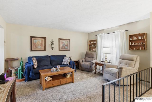 6405 N 66th Street, Omaha, NE 68104