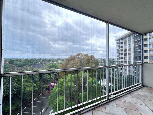 10777 W Sample Road 714, Coral Springs, FL 33065