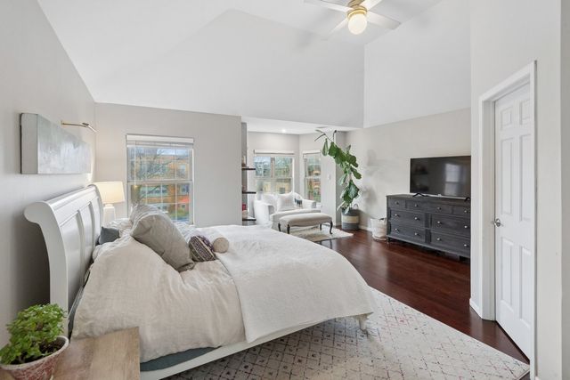 1803 N Fairfield Avenue, Chicago, IL 60647