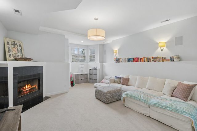 1803 N Fairfield Avenue, Chicago, IL 60647