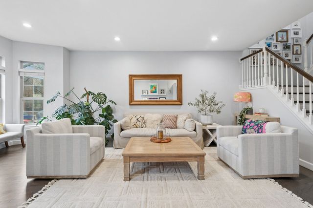 1803 N Fairfield Avenue, Chicago, IL 60647